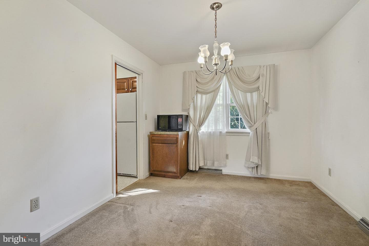 100 Lombardy Drive photo 12