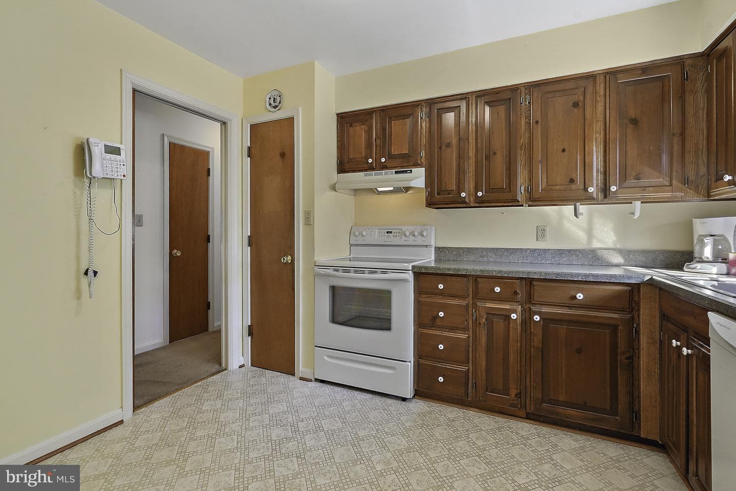 100 Lombardy Drive photo 53