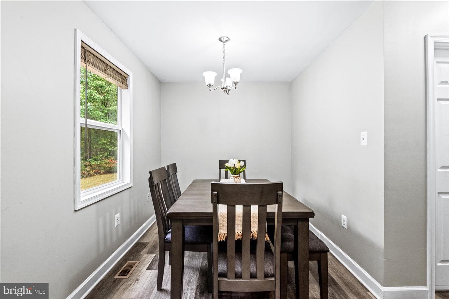 11402 Railroad Lane photo 7