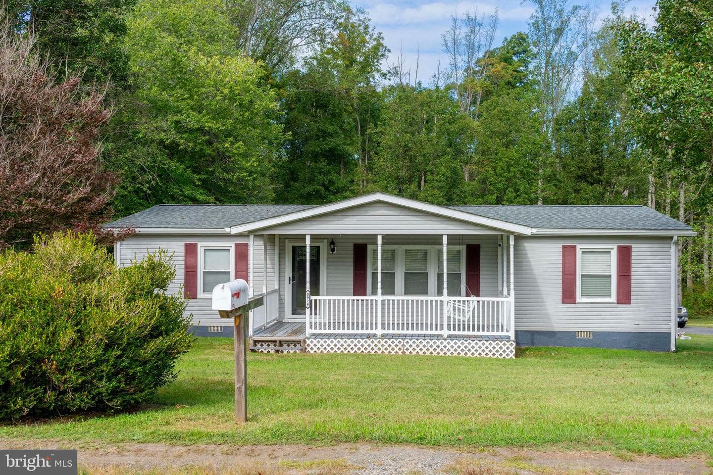5924 Bradley Lane photo 1