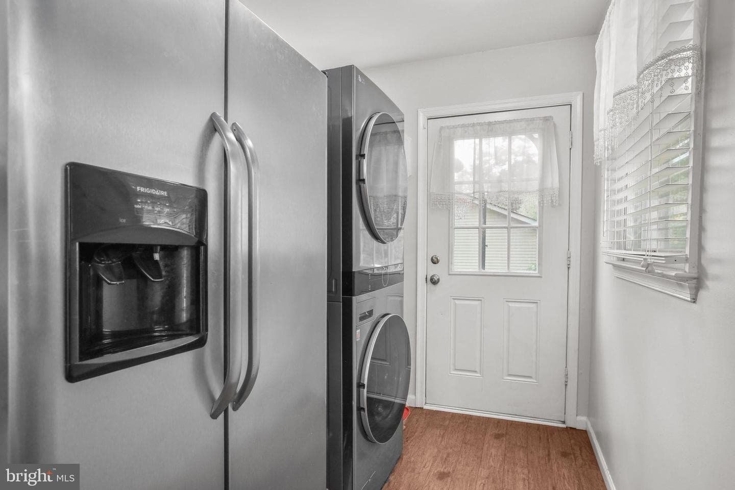 10304 Bayberry Lane photo 11