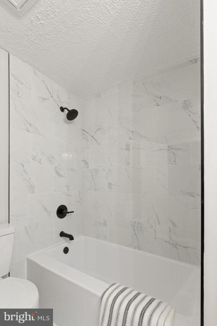 11708 Eisenhower Lane photo 28