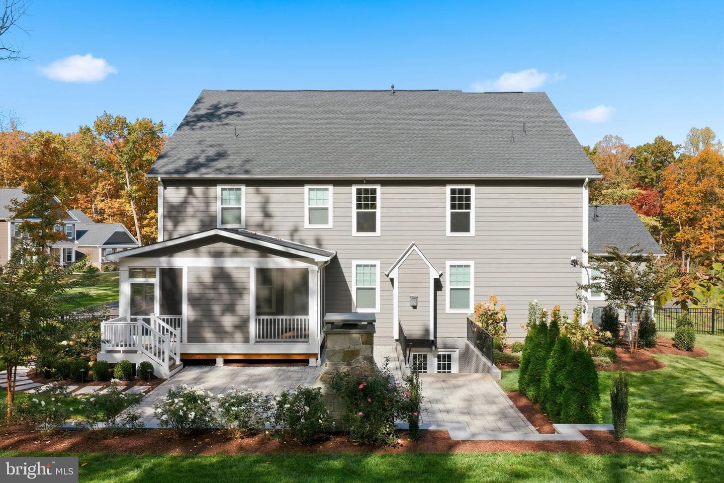 10914 Canterbury Court photo 59
