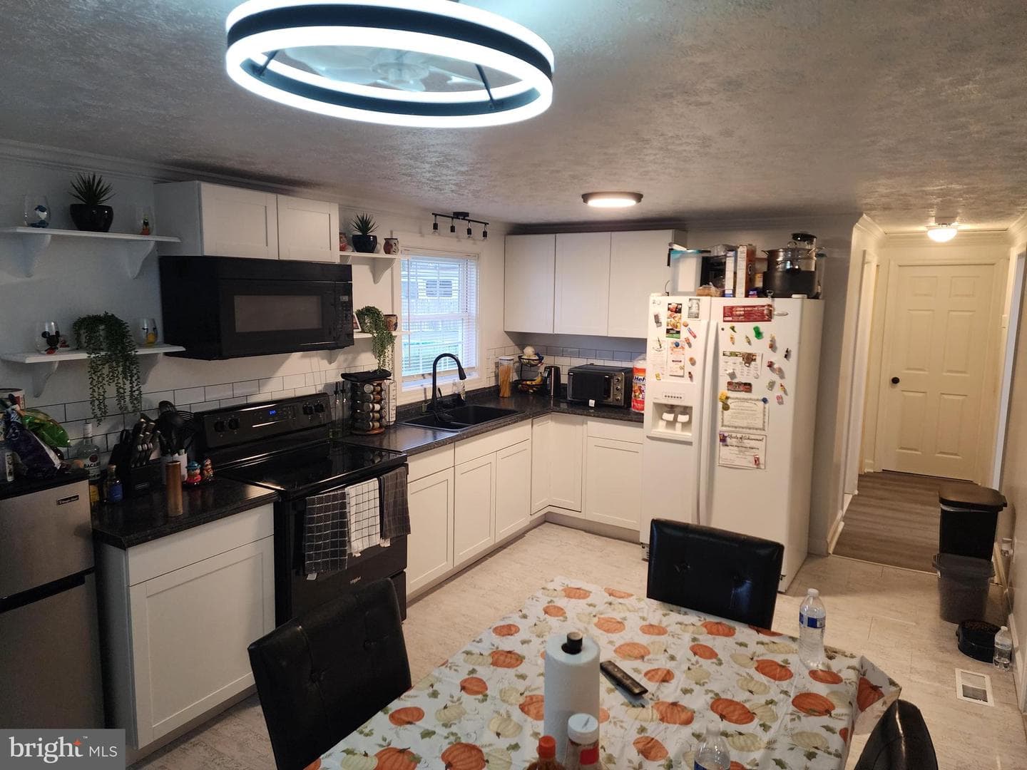 228 Three Cedars Lane photo 9