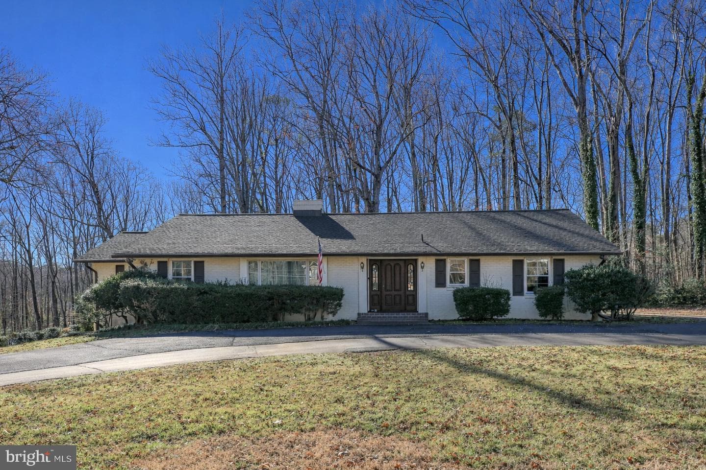 4004 Longwood Drive