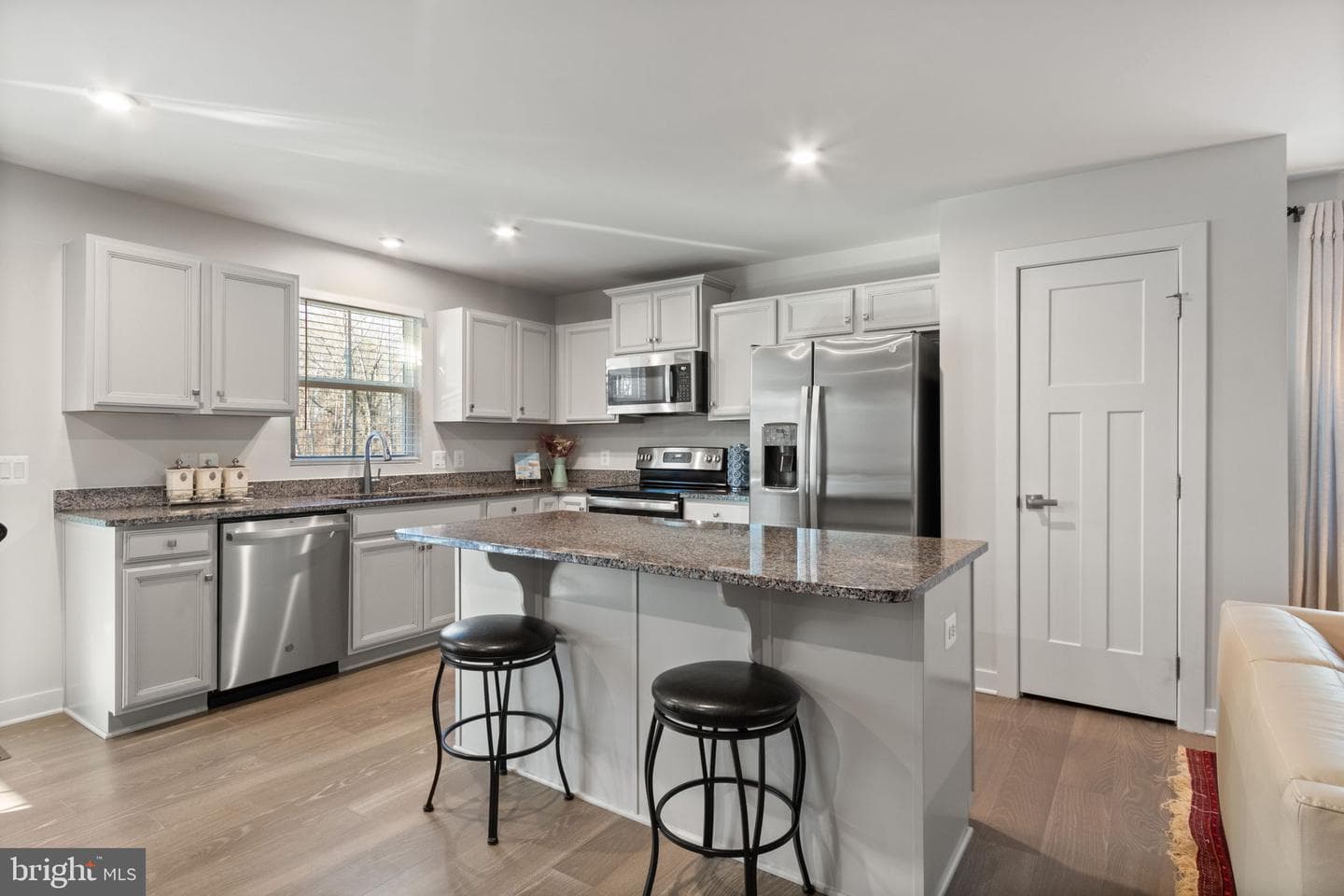 7418 Brentford Terrace photo 14