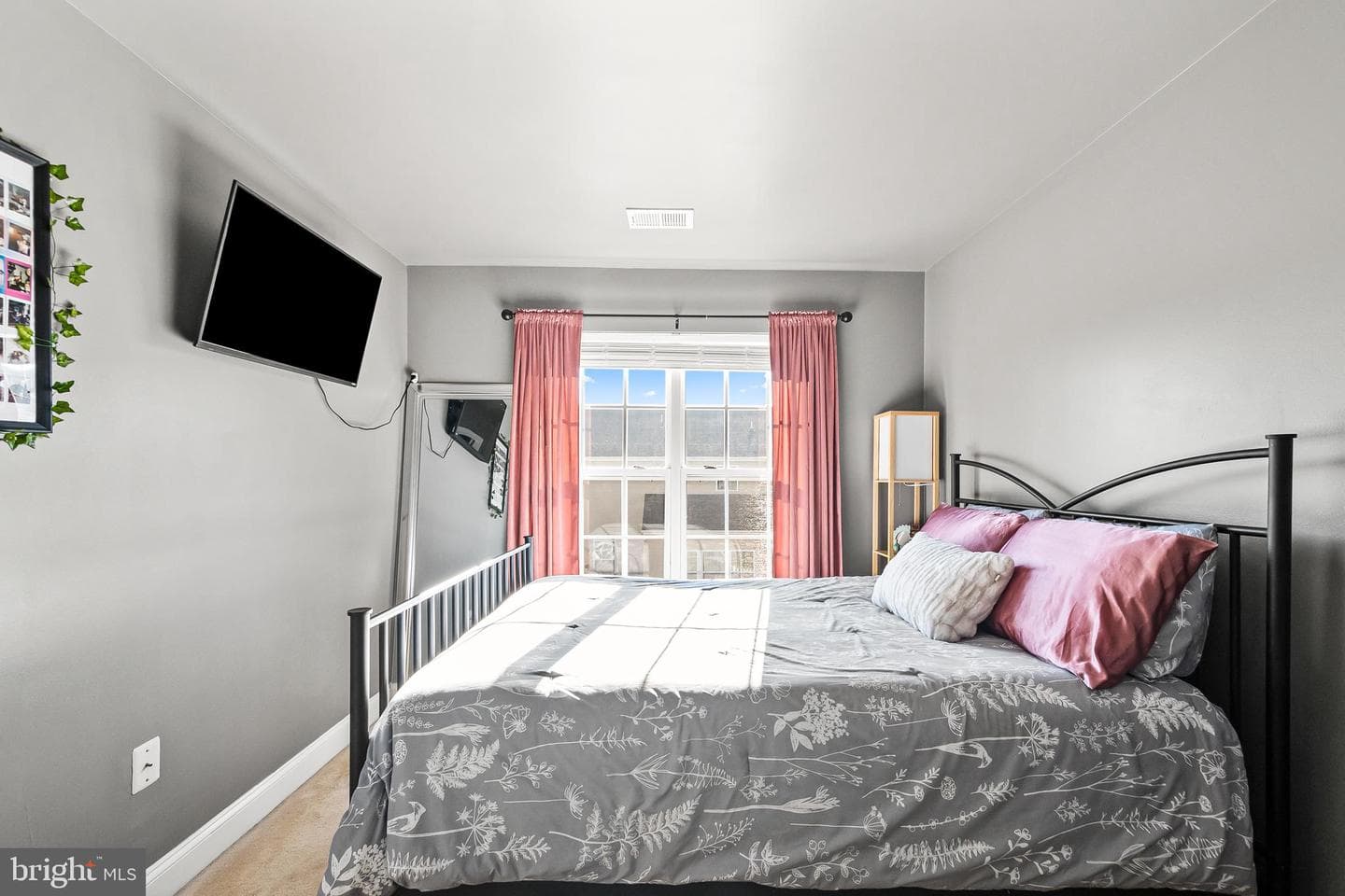 9314 Birch Cliff Drive photo 29