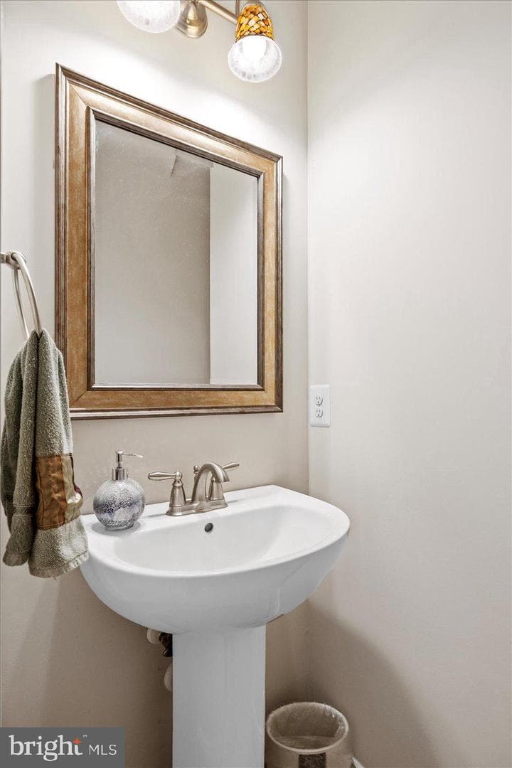 10747 Bridlerein Court photo 17