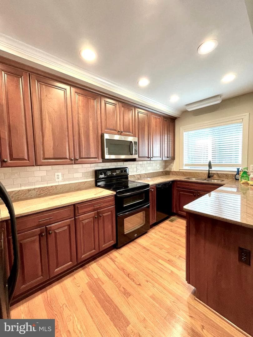 5624 Glen Eagles Court photo 8