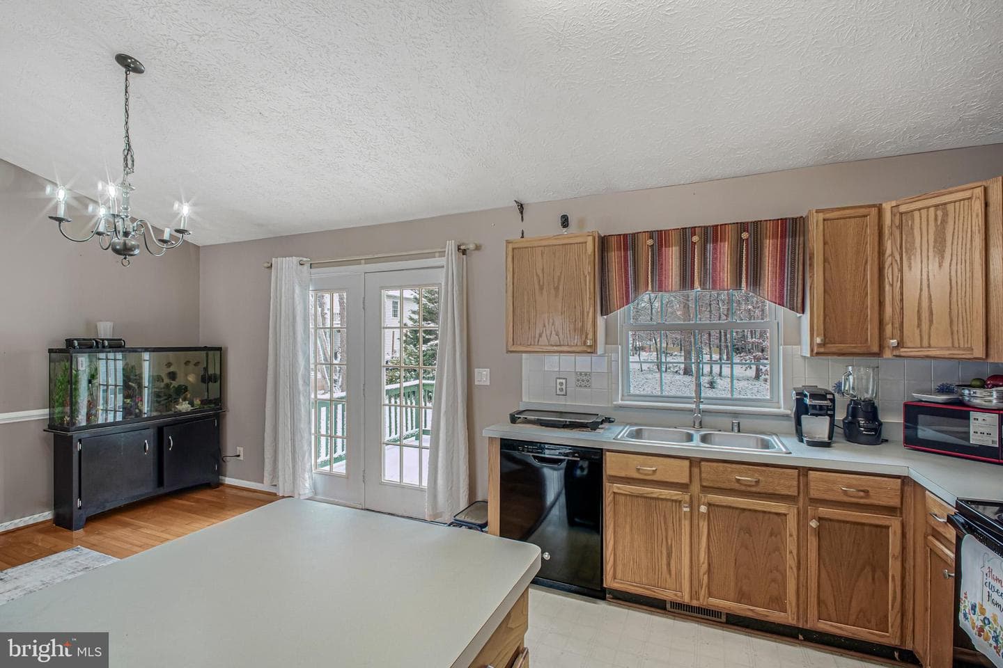 12502 Warren Lane photo 11
