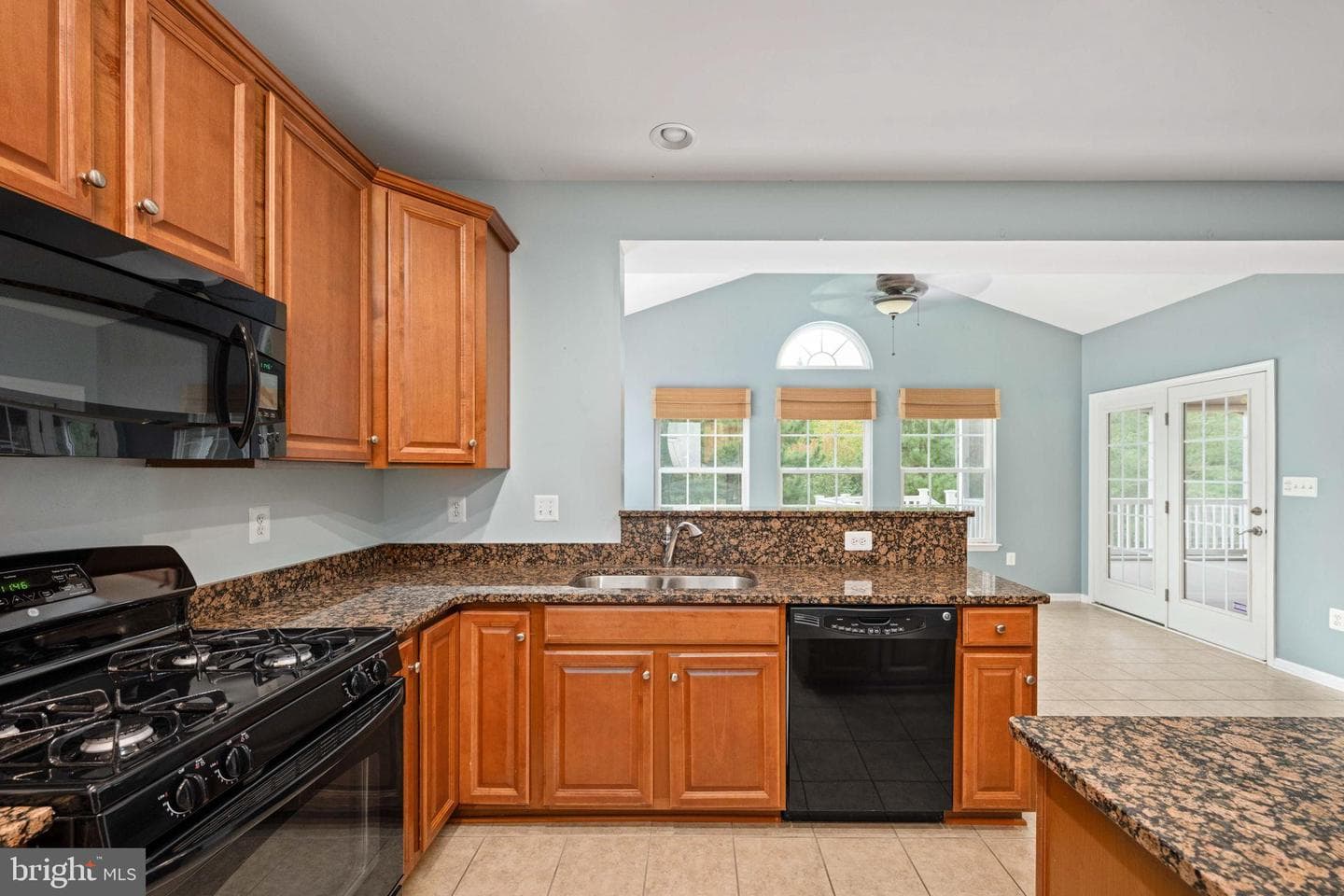 9426 Reservoir Road photo 21