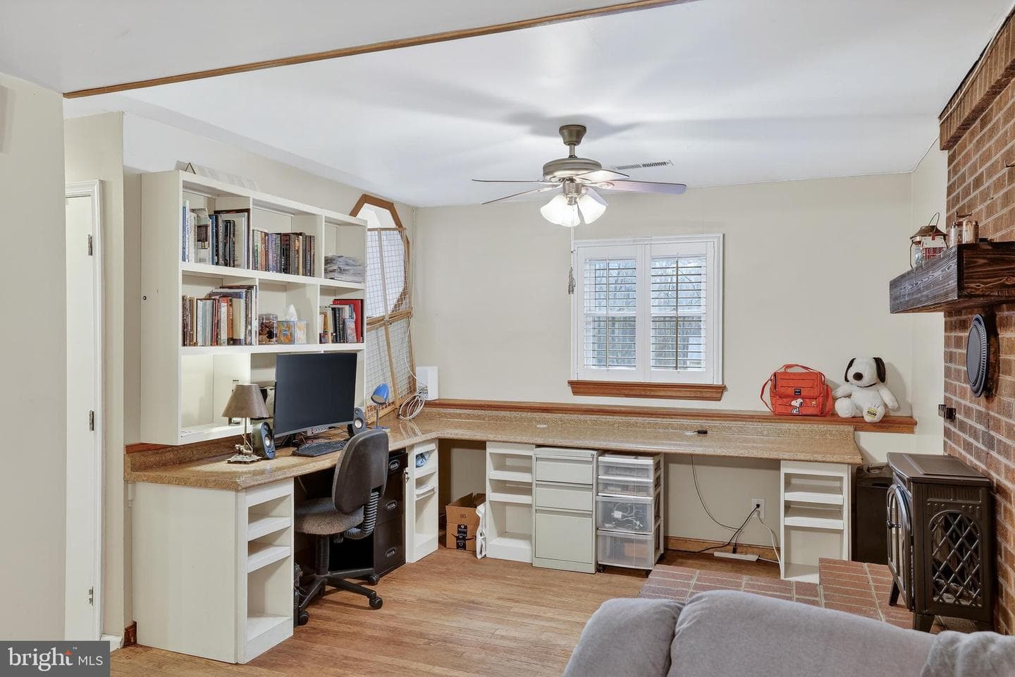 410 Albany Street photo 24
