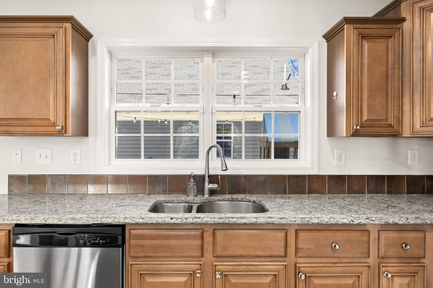 1211 Dewberry Drive photo 15