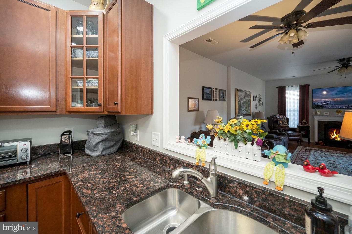 9414 Fyvie Lane photo 17