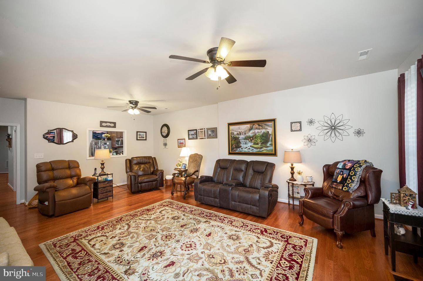9414 Fyvie Lane photo 26