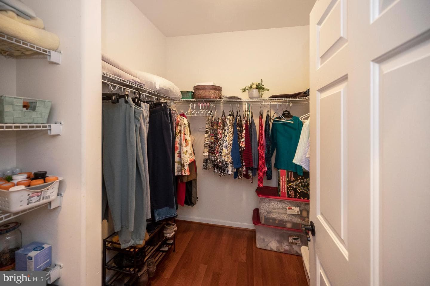 9414 Fyvie Lane photo 28