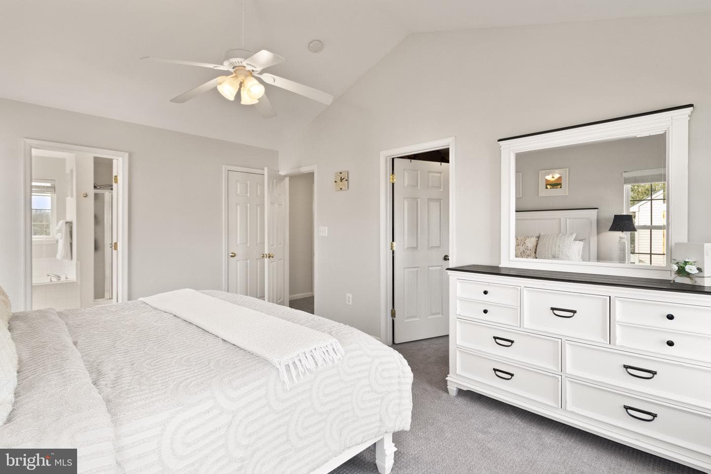 6914 Versaille Drive photo 20