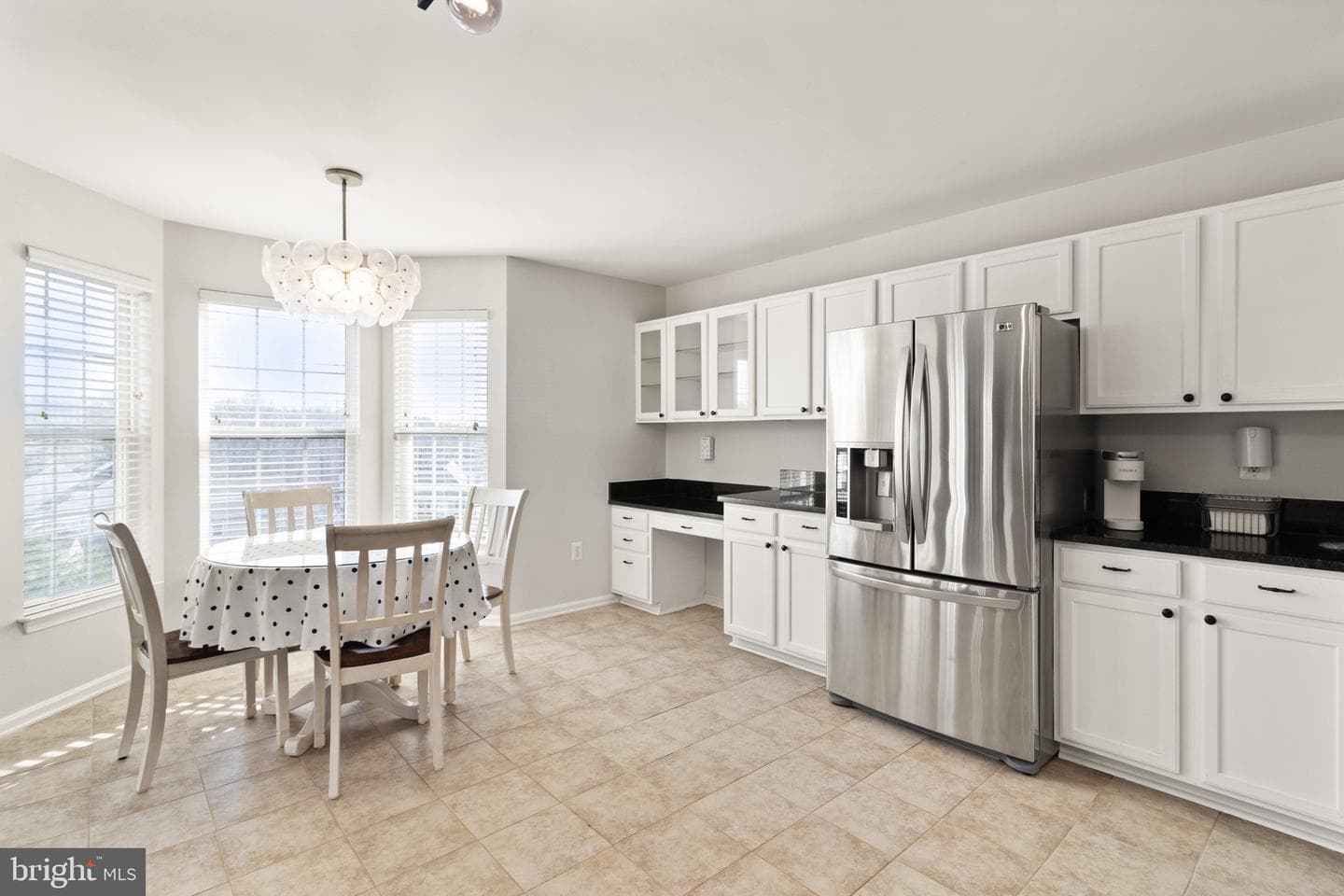 6914 Versaille Drive photo 5