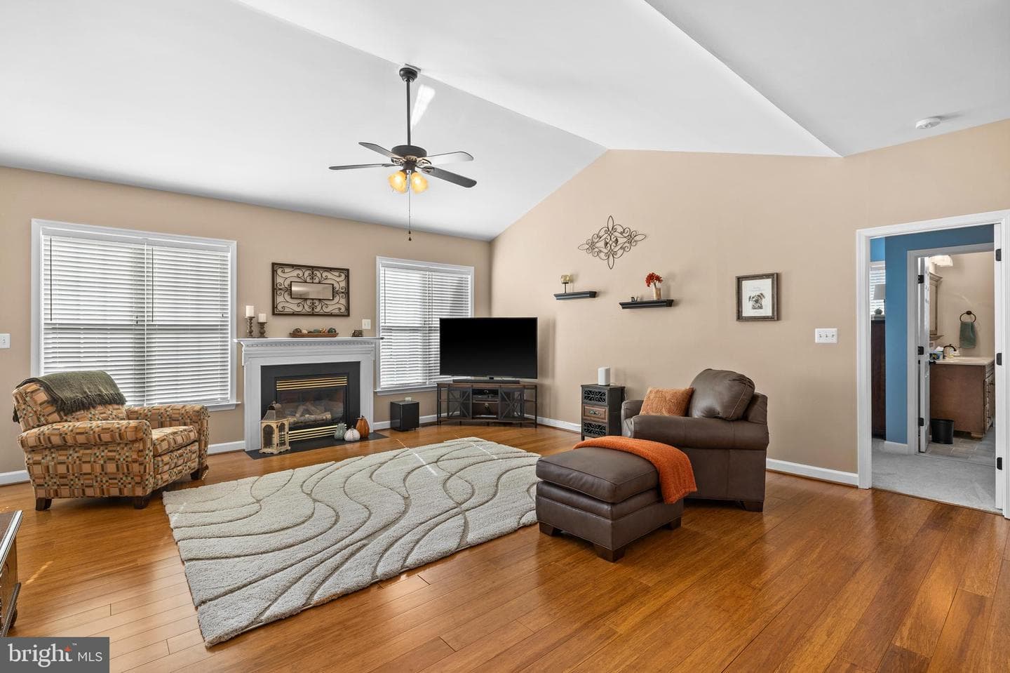 10202 Spring Creek Drive photo 15