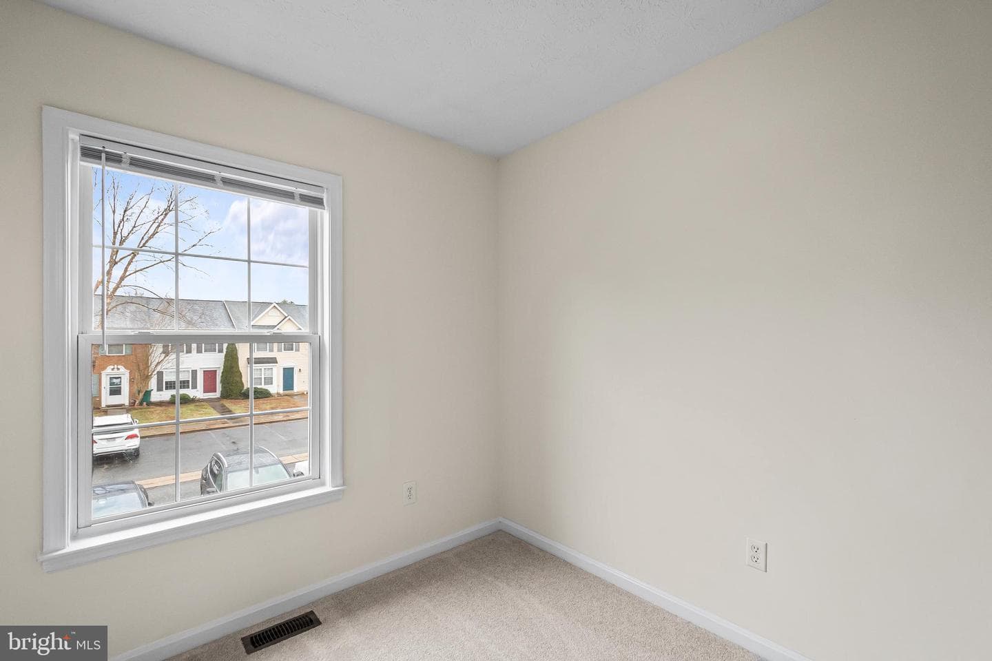 10512 Tidewater Plains Drive photo 14