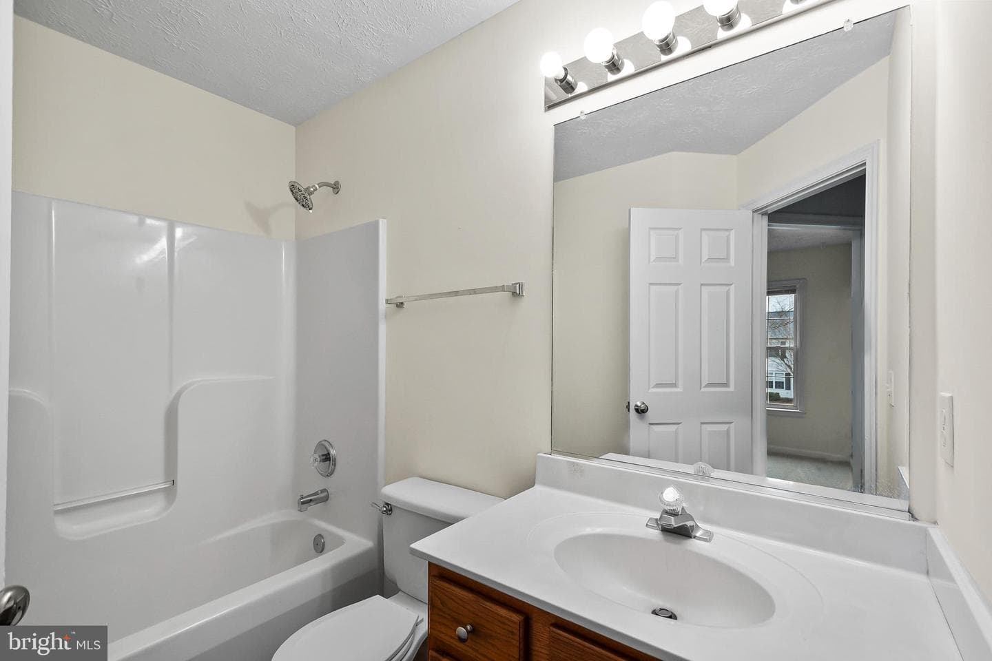10512 Tidewater Plains Drive photo 18