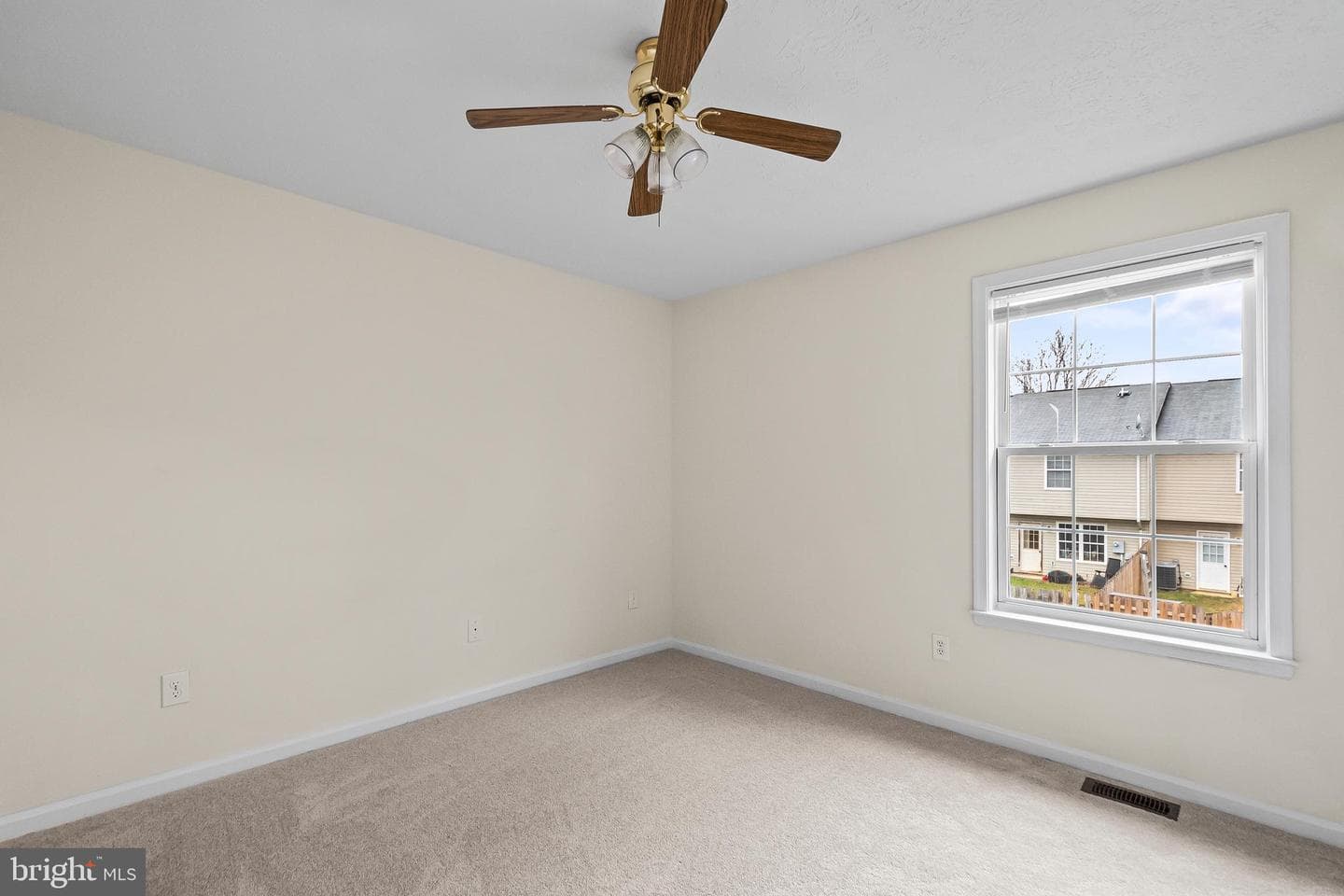 10512 Tidewater Plains Drive photo 19