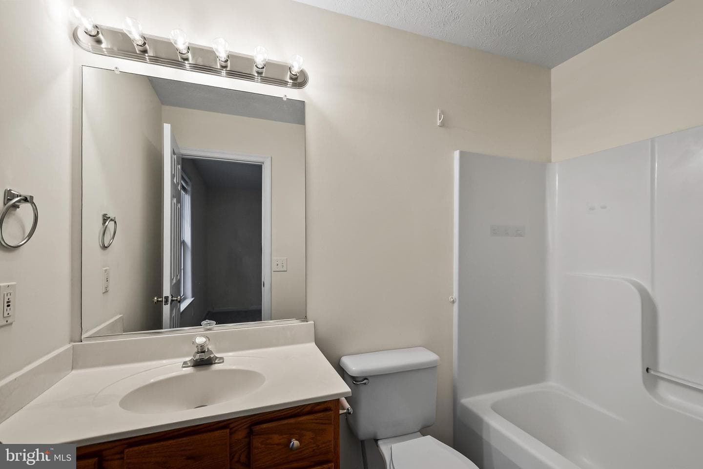 10512 Tidewater Plains Drive photo 22