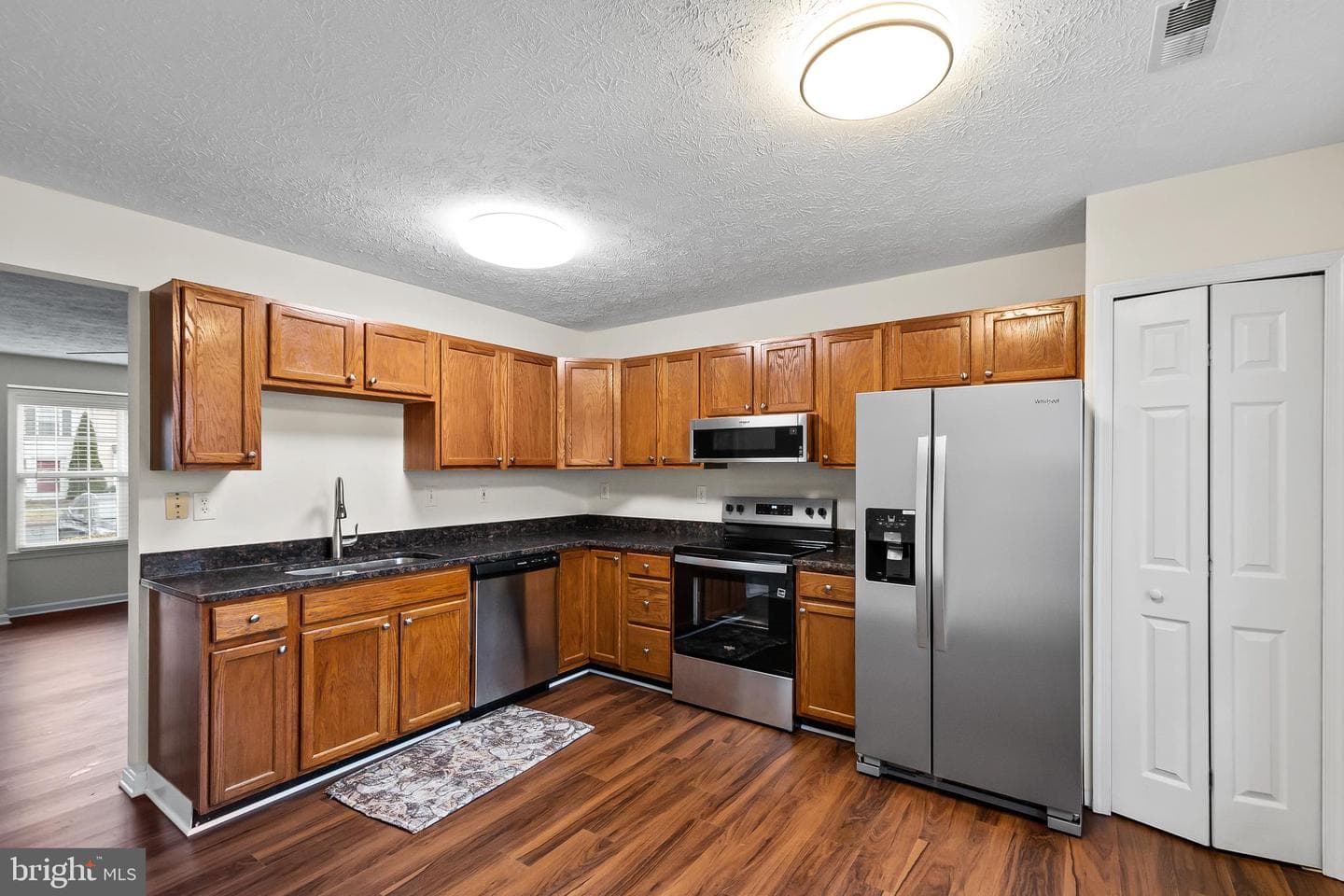 10512 Tidewater Plains Drive photo 8