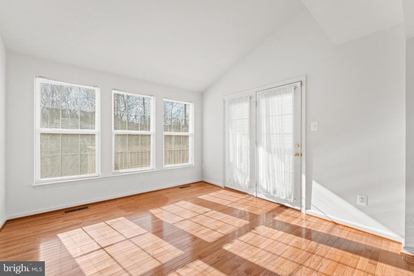 3908 Fountain Bridge Court photo 15