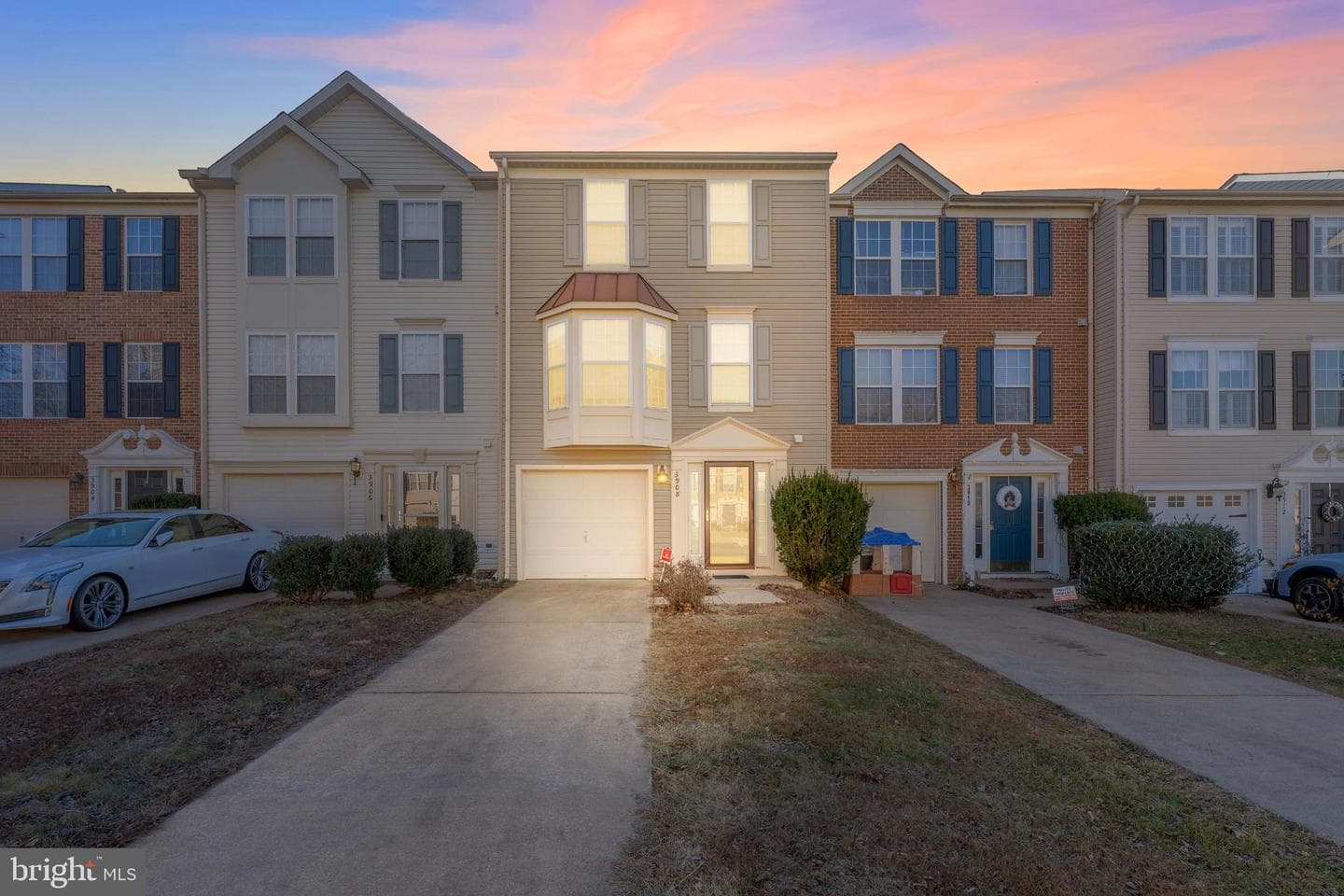 3908 Fountain Bridge Court photo 2