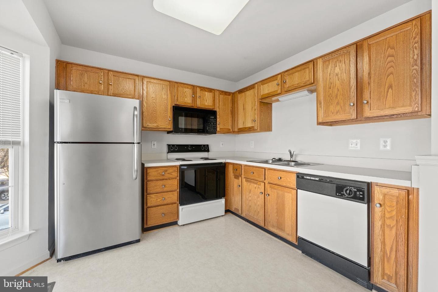 3908 Fountain Bridge Court photo 23