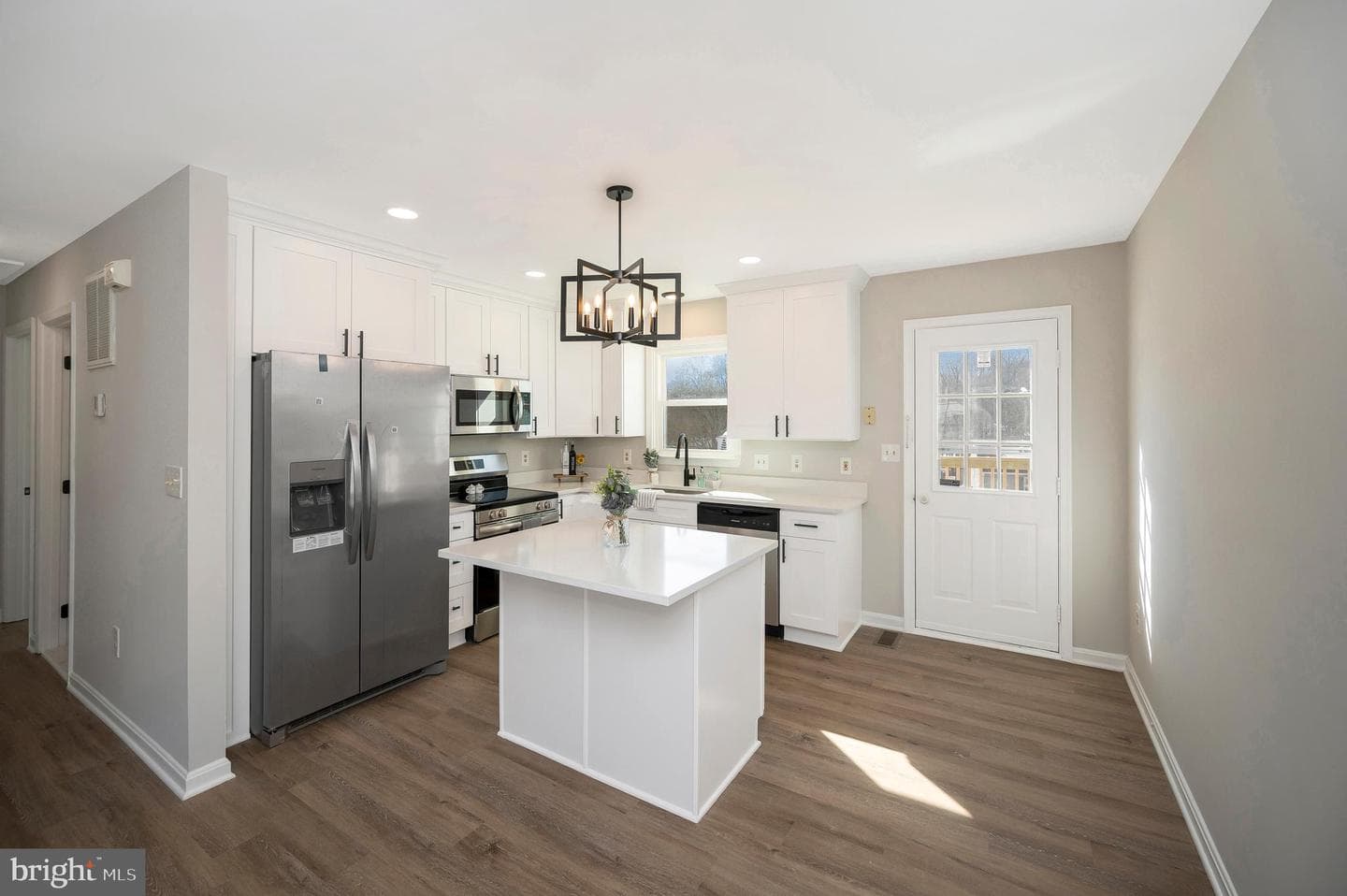 8006 Blossom Wood Court photo 8