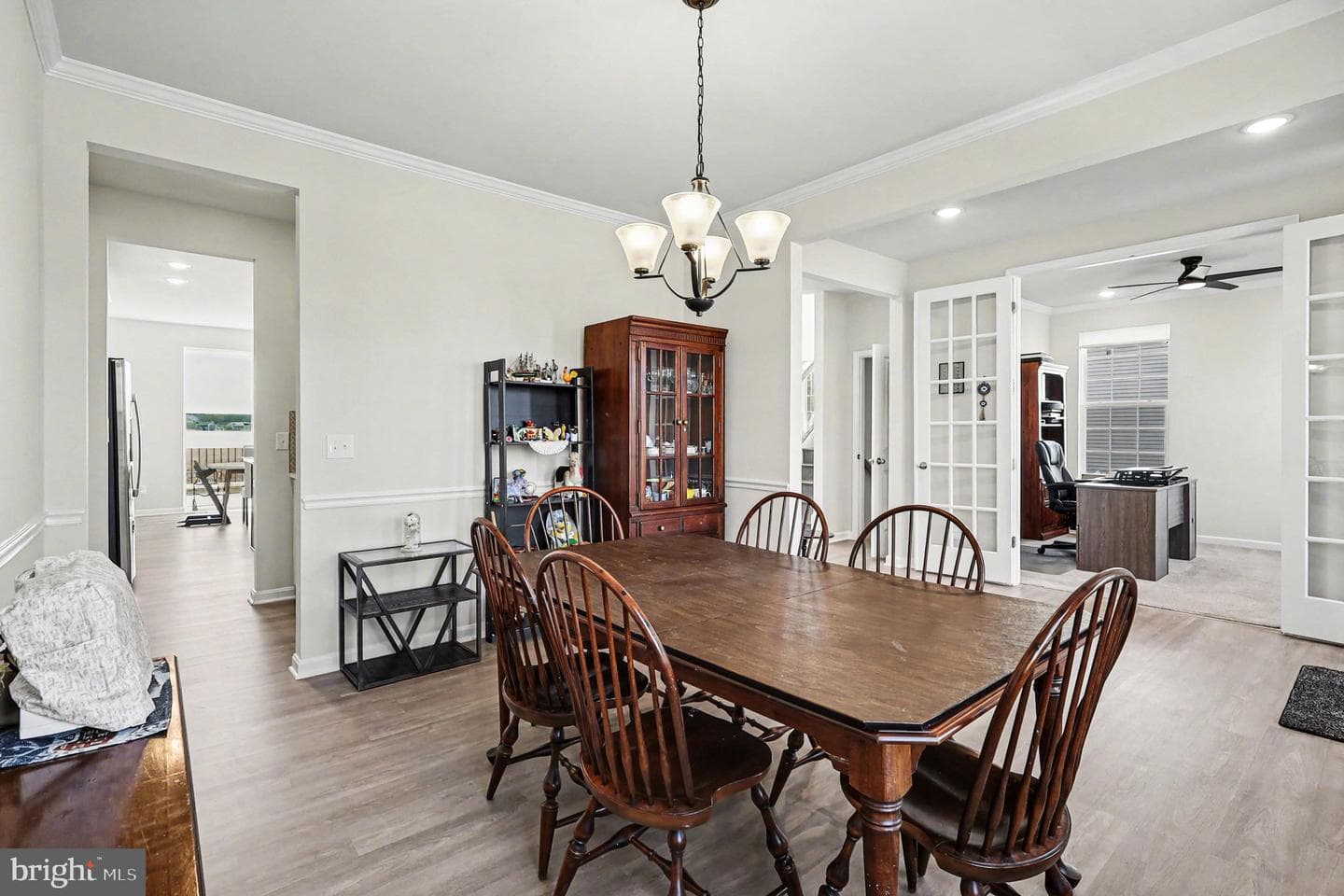 1728 Legacy Lane photo 6