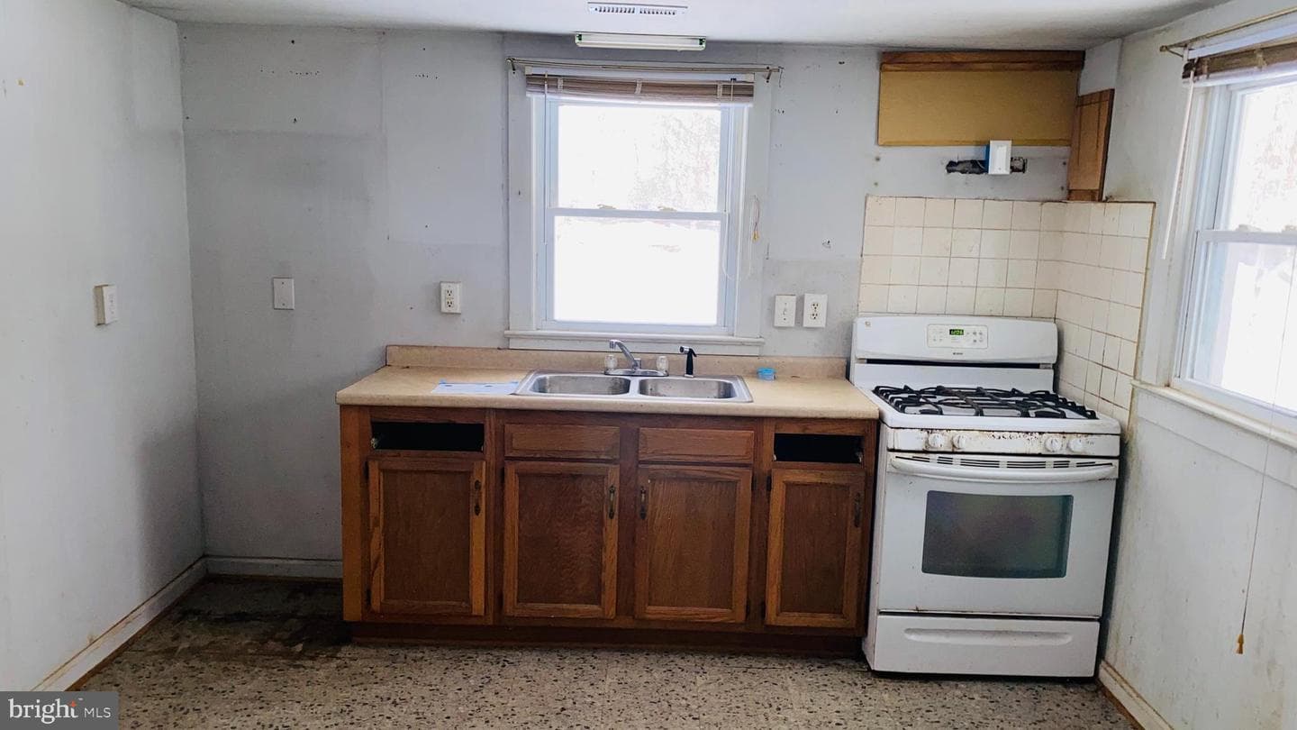 15302 Spotswood Furnace Road photo 5