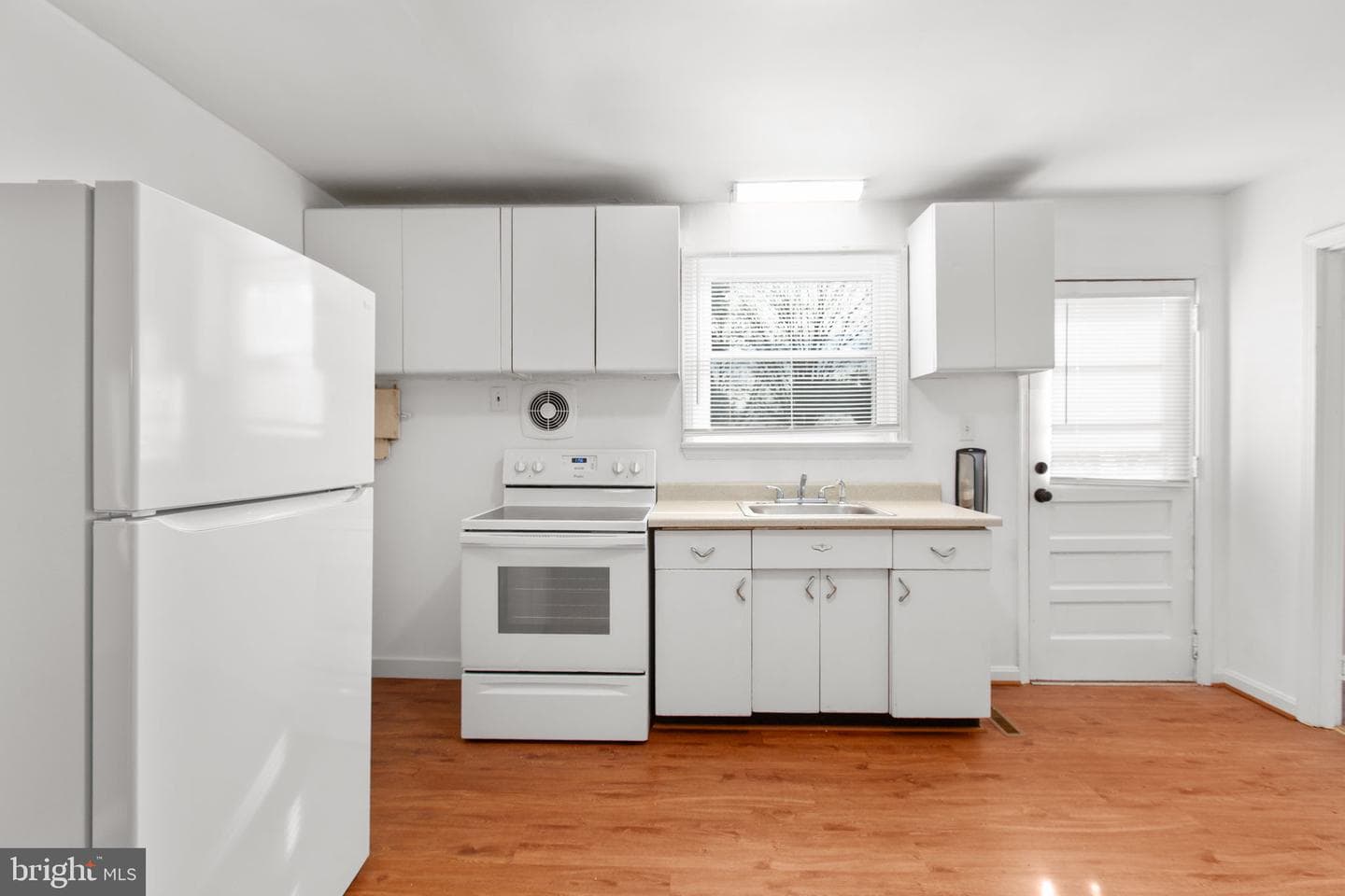 1305 Bragg Road photo 9