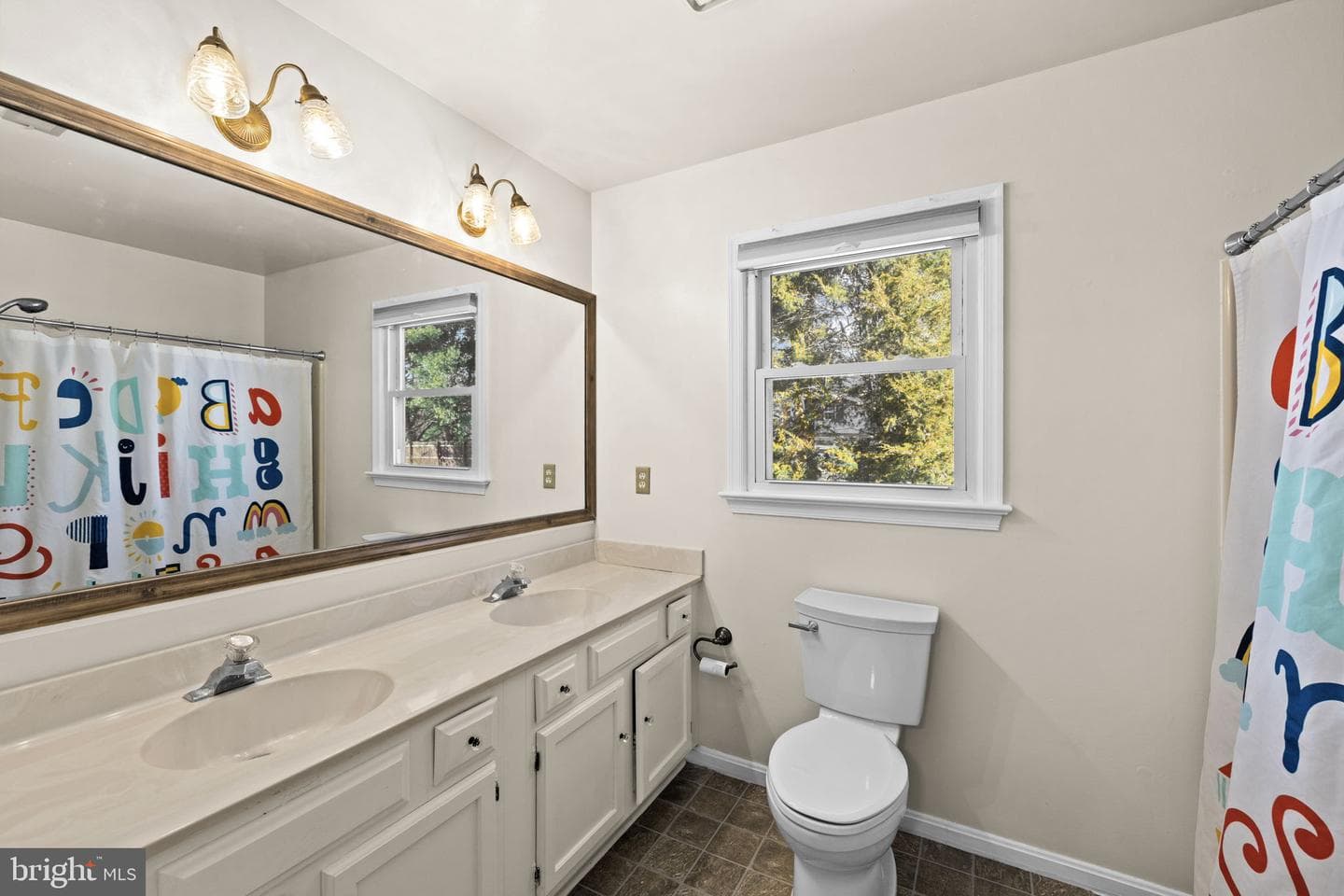 105 Chinaberry Drive photo 25