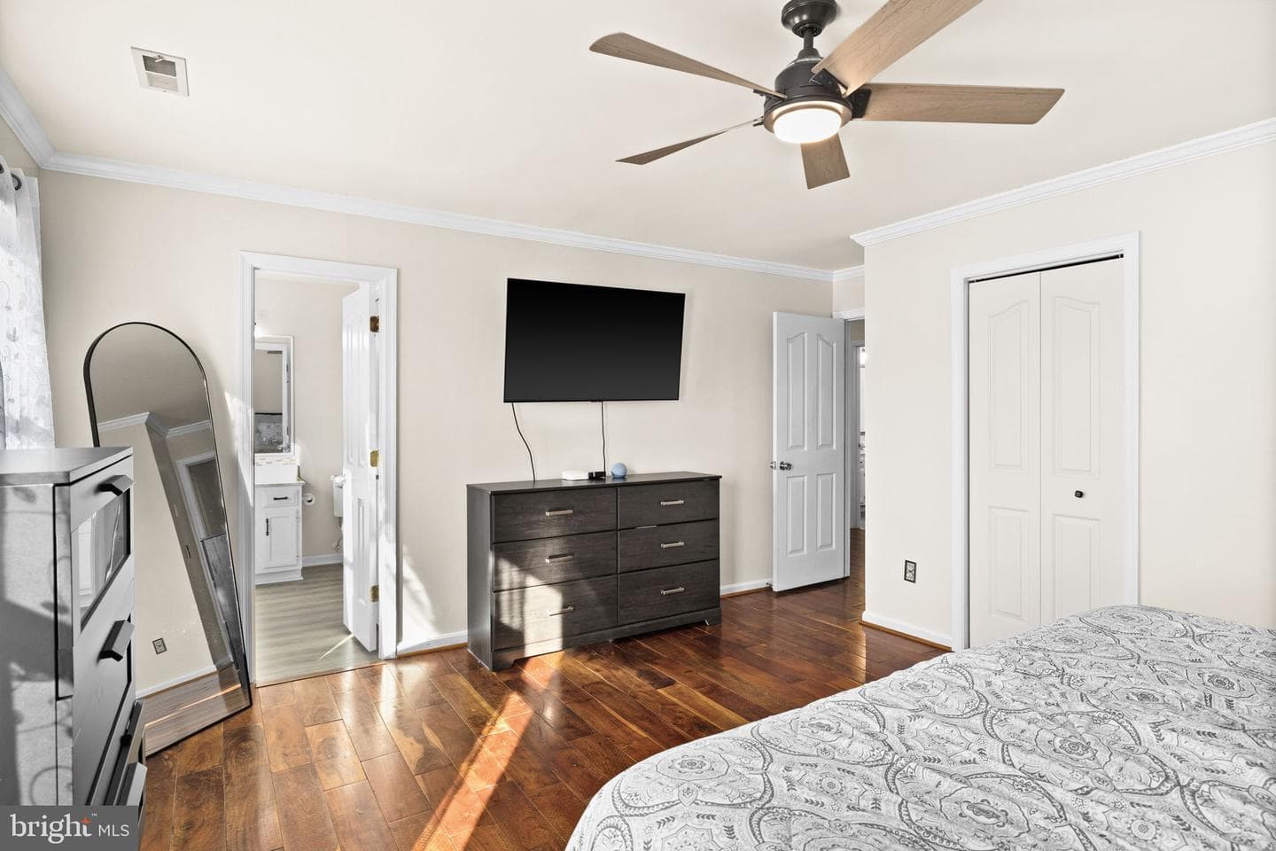 105 Chinaberry Drive photo 29