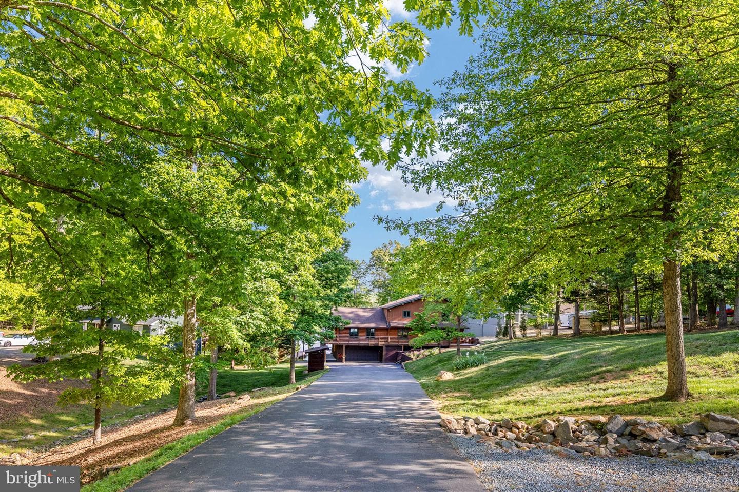 5409 Wyndemere Circle photo 67