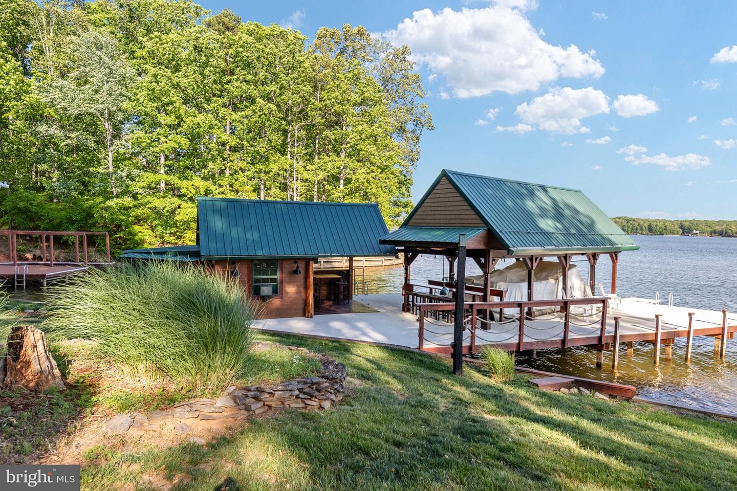 5409 Wyndemere Circle photo 82
