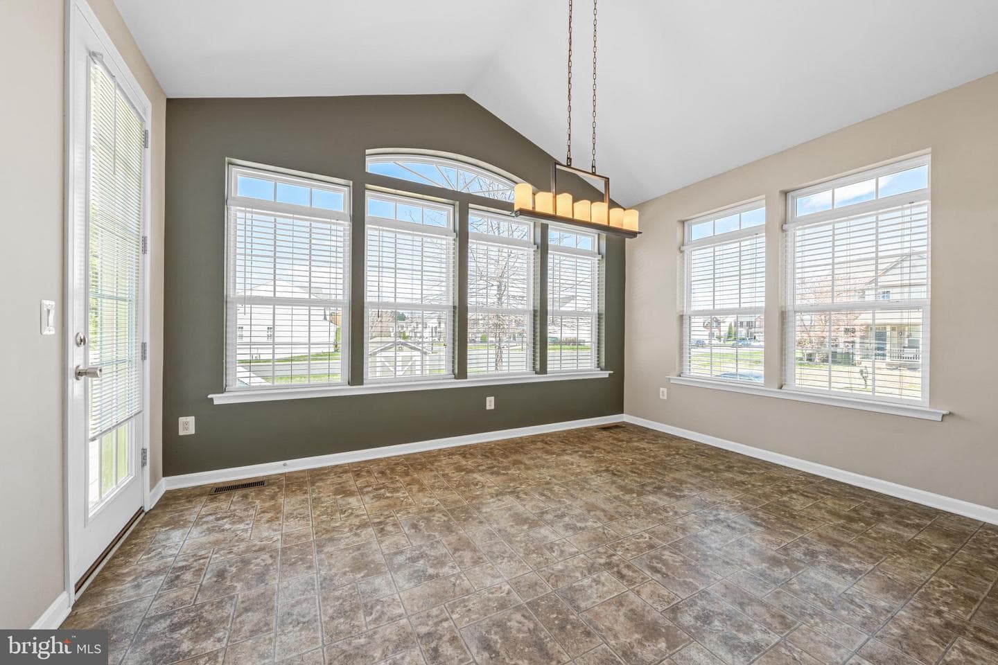 6101 Black Oak Court photo 22