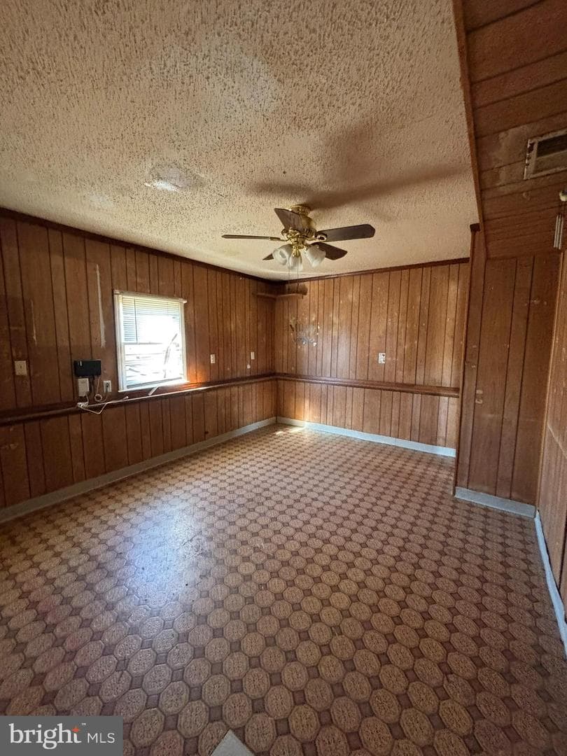 6001 Massaponax Drive photo 19