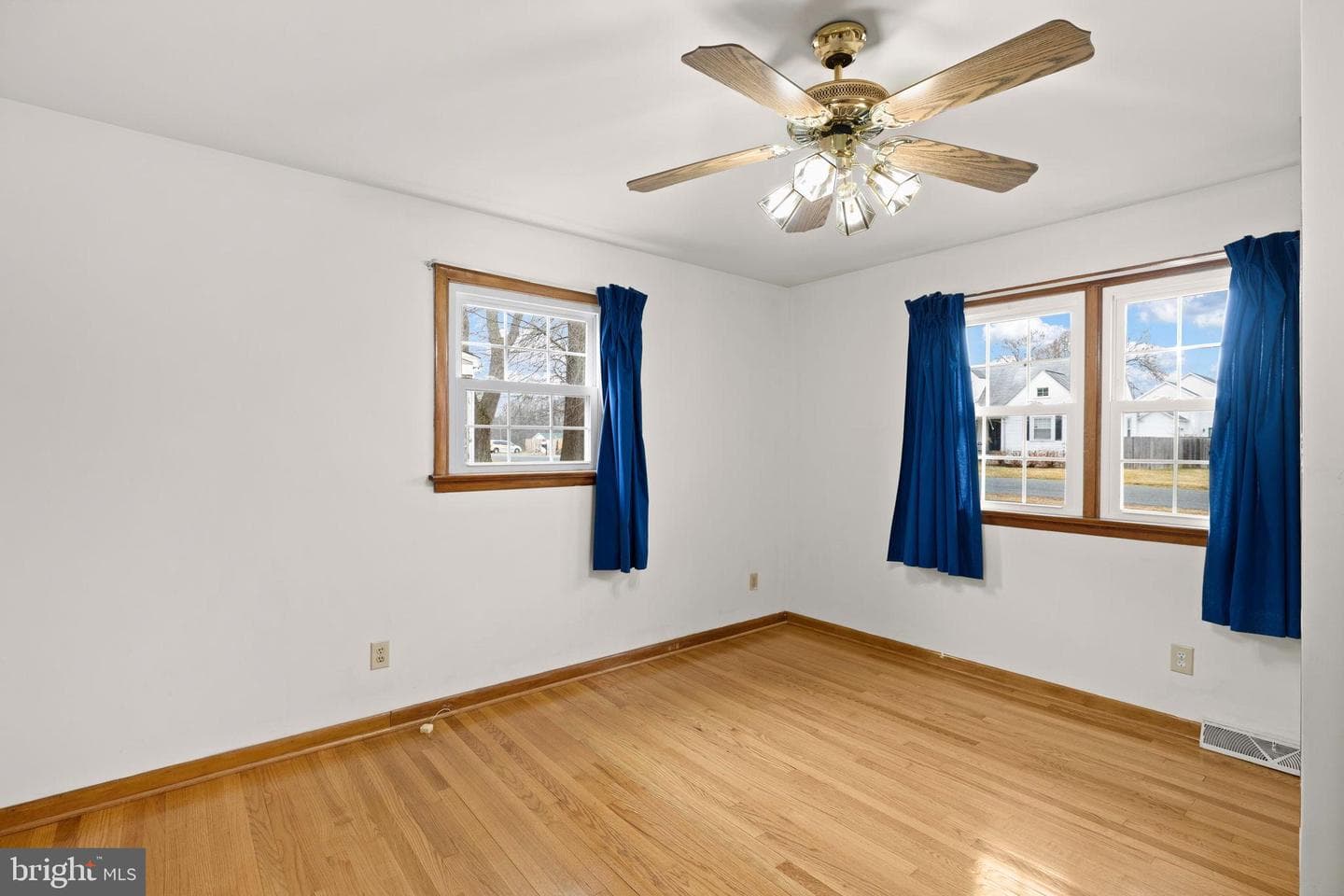 114 Hamilton Street photo 23
