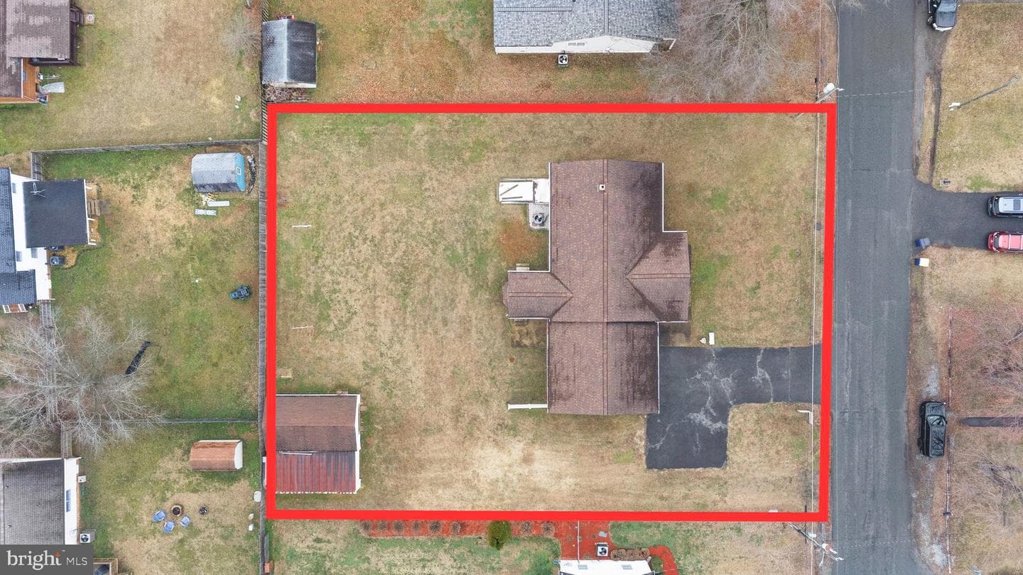 114 Hamilton Street photo 49