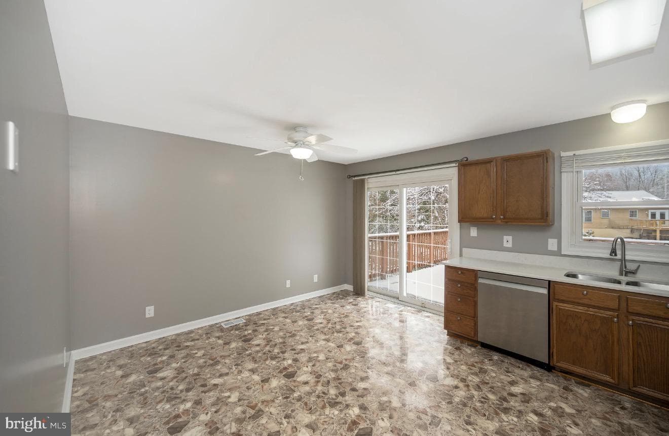 11615 Joy Lane photo 17