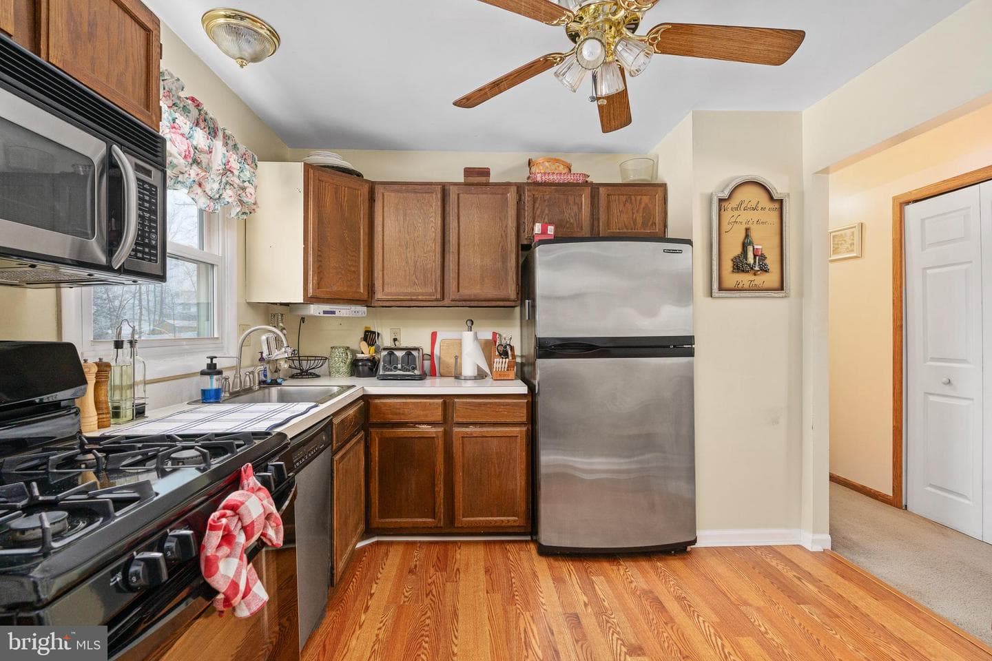 3304 Waverly Drive photo 10