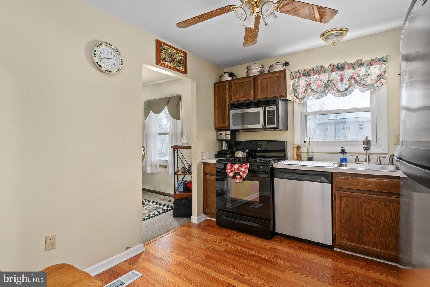 3304 Waverly Drive photo 12