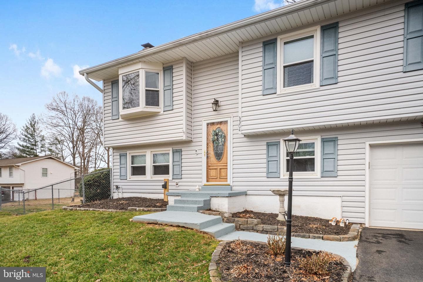 3304 Waverly Drive photo 2