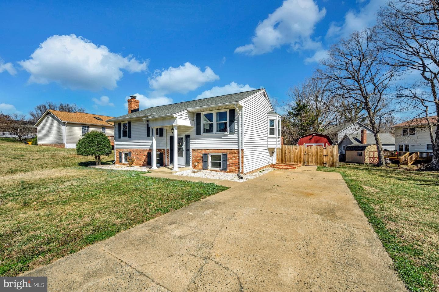 713 Shamrock Drive photo 6