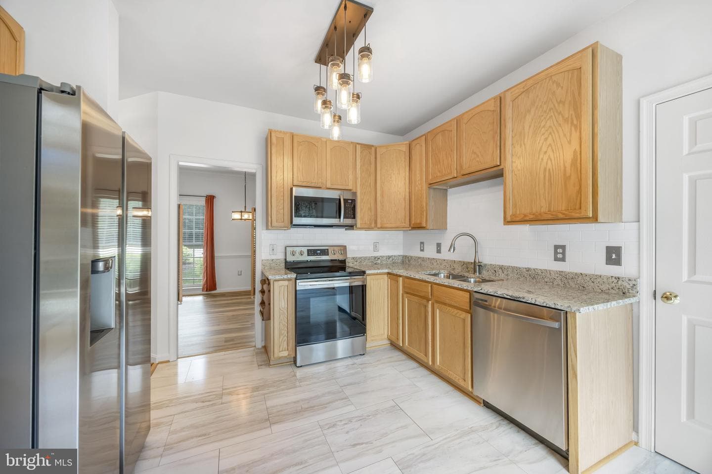 4318 Bridlepath Court photo 15