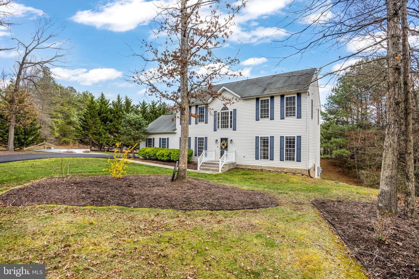 4318 Bridlepath Court photo 3